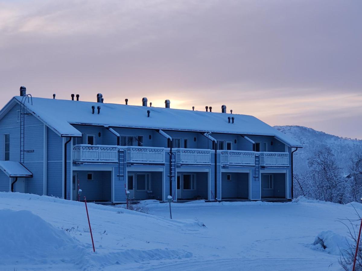 Panorama Blue Apartments キルピスヤルヴィ エクステリア 写真